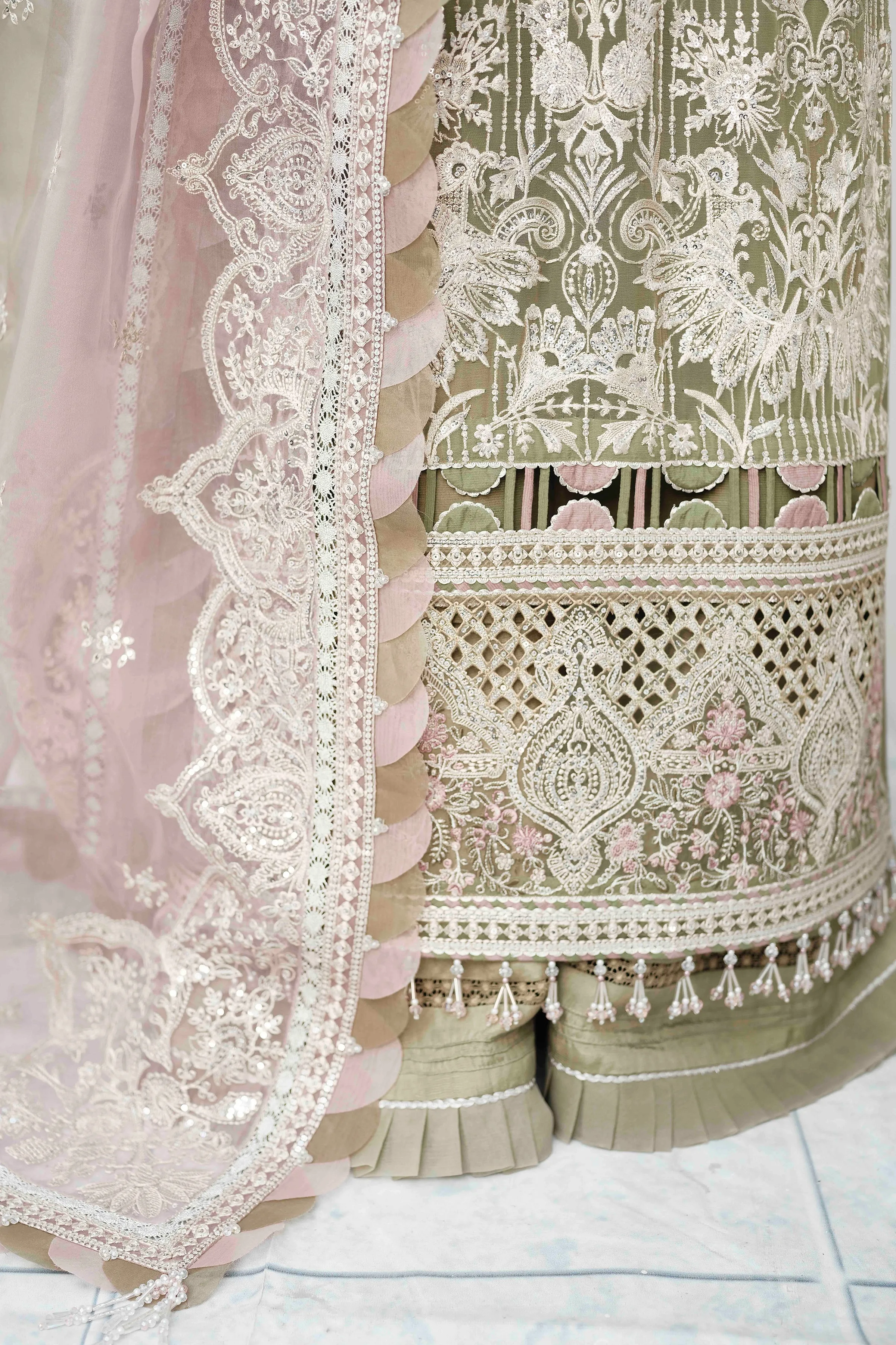 Jazmin Festive Splendour Formal Collection – Enver