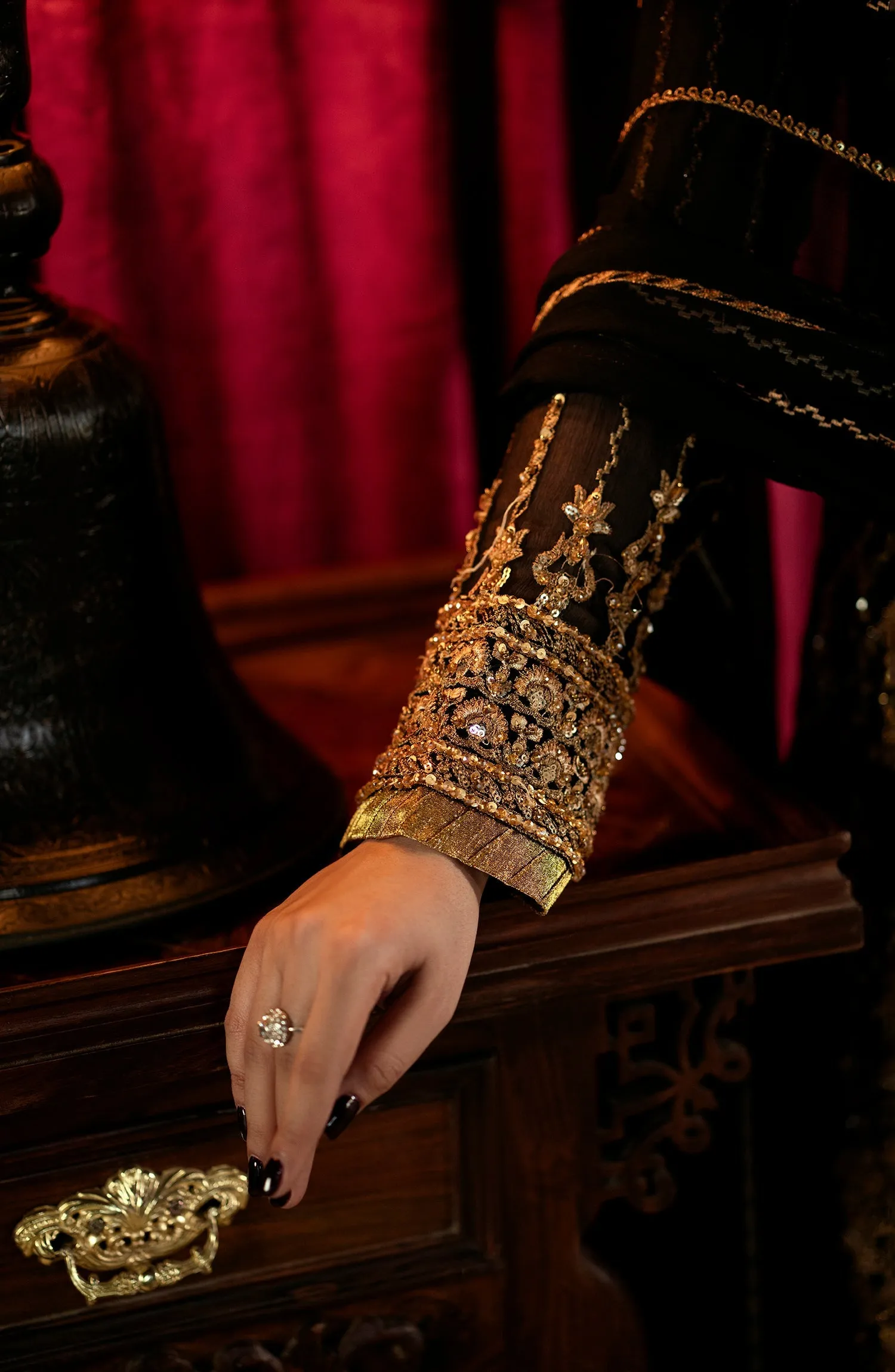 Maryum N Maria Zamani Beghum Luxury Formals – Amber-MW23-519