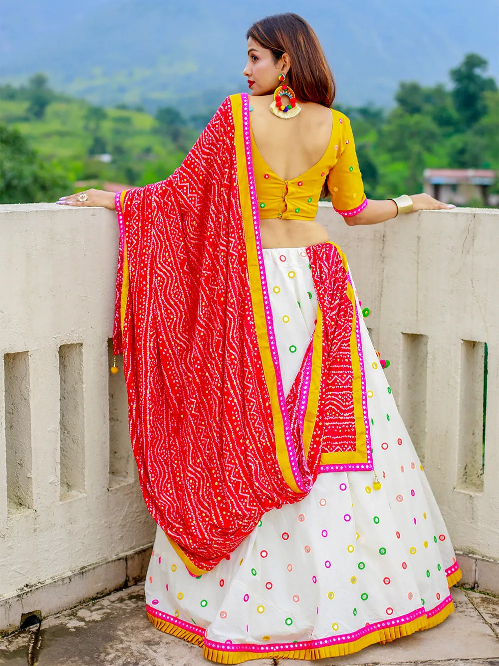 White Color Paper Mirror Work with Lace Border And Pure Cotton Lahenga